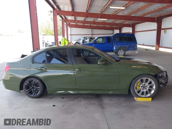 2012 BMW 3 Series 335i с VIN WBA3A9C55CFX59649, выставлен на аукционе IAAI как лот 42092969 с пробегом 182 620 миль миль и . История ставок и продаж доступна на DreamBid. Изображение 13.