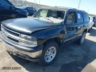 2000 Chevrolet New Tahoe LT with VIN 1GNEK13TXYJ191872, listed as a IAAI auction lot 41860033 with 1 mi miles. Bid and sale history available at carsss.com. Image 17.