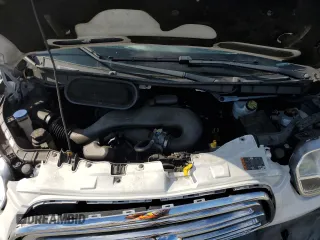 2017 Ford Transit XL z VIN 1FBZX2YM9HKA63396, wystawiony jako Copart lot #58976585 z przebiegiem 123 213 mil mil oraz Szkoda całkowita • Salvage title. Historia ofert i sprzedaży dostępna na DreamBid. Obrazek 12.