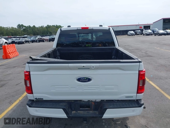 2021 Ford F-150 XL z VIN 1FTFW1E86MFC44784, wystawiony jako IAAI lot #40562636 z przebiegiem 56 427 mil mil oraz . Historia ofert i sprzedaży dostępna na DreamBid. Obrazek 16.