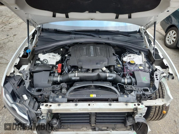 2017 Jaguar F-Pace 35t R-Sport with VIN SADCL2BV4HA097710, listed as a Copart auction lot 61068995 with 131,827 mi miles and Salvage title. Bid and sale history available at DreamBid. Image 11.
