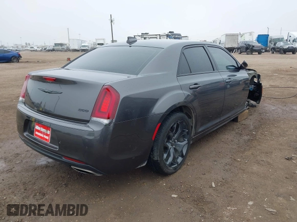 2022 Chrysler 300 Touring L with VIN 2C3CCADG5NH131160, listed as a IAAI auction lot 41434681 with 57,103 mi miles. Bid and sale history available at carsss.com. Image 4.