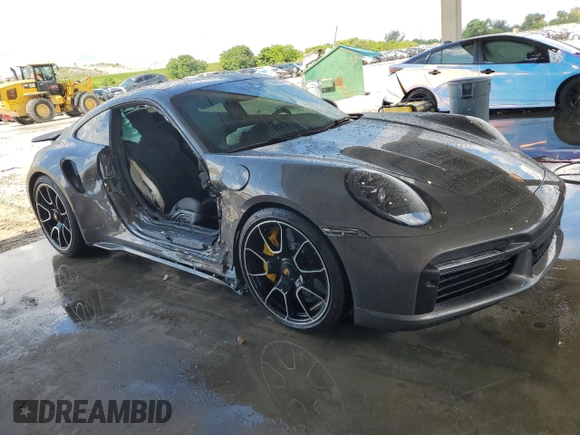 2022 Porsche 911 Turbo S z VIN WP0AD2A91NS255589, wystawiony jako Copart lot #60695644 z przebiegiem 6 562 mil mil oraz Nie do naprawy • Non repairable. Historia ofert i sprzedaży dostępna na DreamBid. Obrazek 4.