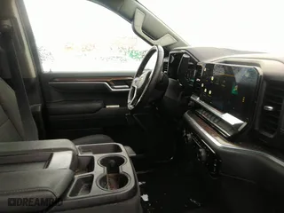2022 Chevrolet Silverado 1500 LT with VIN 1GCPDKEKXNZ579932, listed as a IAAI auction lot 41479795 with 62,352 mi miles. Bid and sale history available at carsss.com. Image 5.