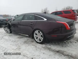 2017 Jaguar XJ with VIN SAJWJ2GD9H8W04365, listed as a Copart auction lot 38997744 with 73,569 mi miles. Bid and sale history available at carsss.com. Image 2.