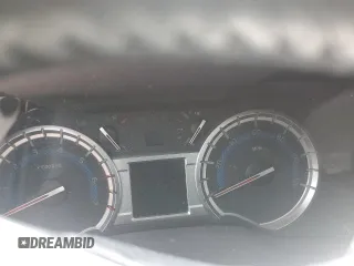 2018 Toyota 4Runner SR5 z VIN JTEBU5JR1J5531022, wystawiony jako Copart lot #57049625 z przebiegiem Nie podano mil oraz Szkoda całkowita • Salvage title. Historia ofert i sprzedaży dostępna na DreamBid. Obrazek 9.