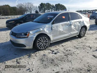 2011 Volkswagen Jetta SEL z VIN 3VWLX7AJ6BM096089, wystawiony jako Copart lot #45872025 z przebiegiem 147 259 mil mil oraz Nie do naprawy • Non repairable. Historia ofert i sprzedaży dostępna na DreamBid. Obrazek 1.