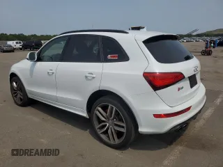 2016 Audi SQ5 Premium Plus with VIN WA1CCAFP1GA011621, listed as a Copart auction lot 60079875 with 94,871 mi miles and Salvage title. Bid and sale history available at DreamBid. Image 2.