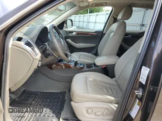 2011 Audi Q5 Premium Plus z VIN WA1LFAFP7BA106071, wystawiony jako Copart lot #57264035 z przebiegiem 169 317 mil mil oraz Szkoda całkowita • Salvage title. Historia ofert i sprzedaży dostępna na DreamBid. Obrazek 7.