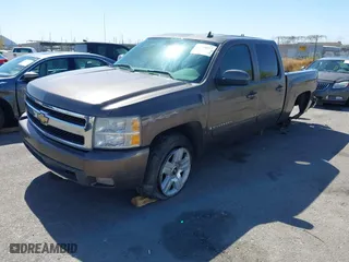 2008 Chevrolet Silverado 1500 LT w/1LT with VIN 2GCEK13M381107774, listed as a IAAI auction lot 41718057 with 167,336 mi miles. Bid and sale history available at carsss.com. Image 19.