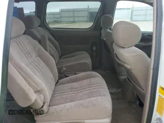 2001 Toyota Sienna LE with VIN 4T3ZF13C21U369506, listed as a Copart auction lot 74561634 with 0 mi miles and Salvage Title. Bid and sale history available at carsss.com. Image 11.
