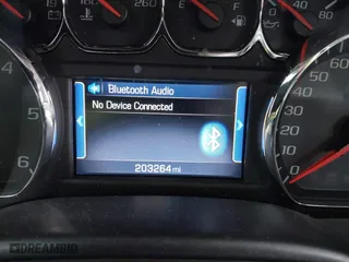 2014 Chevrolet Silverado 1500 LT with VIN 1GCRCREC7EZ321610, listed as a IAAI auction lot 41754959 with 203,264 mi miles. Bid and sale history available at carsss.com. Image 7.