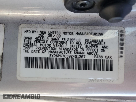 2009 Pontiac Vibe w/1SB with VIN 5Y2SP67059Z451267, listed as a Copart auction lot 77317084 with 181,001 mi miles and Non Repairable. Bid and sale history available at carsss.com. Image 13.