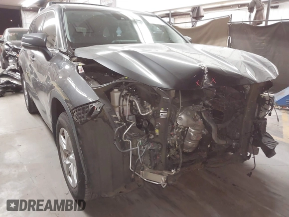 2021 Toyota Highlander L with VIN 5TDCZRBH2MS146641, listed as a IAAI auction lot 42237613 with 68,480 mi miles and . Bid and sale history available at DreamBid. Image 6.