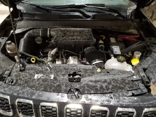 2024 Jeep Compass Latitude Lux с VIN 3C4NJDFN9RT133806, выставлен на аукционе Copart как лот 54915595 с пробегом 11 991 миль миль и Списание • Salvage title. История ставок и продаж доступна на DreamBid. Изображение 12.
