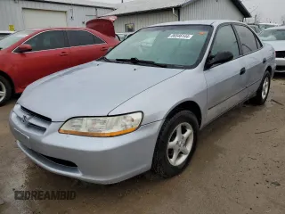 1998 Honda Accord DX z VIN 1HGCF8642WA186214, wystawiony jako Copart lot #86546144 z przebiegiem 233 786 mil mil oraz Szkoda całkowita • Salvage title. Historia ofert i sprzedaży dostępna na DreamBid. Obrazek 1.