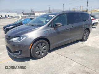 2020 Chrysler Pacifica Hybrid Limited z VIN 2C4RC1N75LR288019, wystawiony jako Copart lot #57357655 z przebiegiem 51 246 mil mil oraz Szkoda całkowita • Salvage title. Historia ofert i sprzedaży dostępna na DreamBid. Obrazek 1.