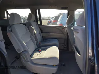 2008 Honda Odyssey LX with VIN 5FNRL382X8B043313, listed as a IAAI auction lot 42085879 with 164,522 mi miles. Bid and sale history available at carsss.com. Image 8.