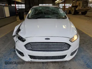 2015 Ford Fusion SE with VIN 3FA6P0H7XFR143317, listed as a Copart auction lot 46164345 with 132,229 mi miles and Non repairable. Bid and sale history available at DreamBid. Image 5.