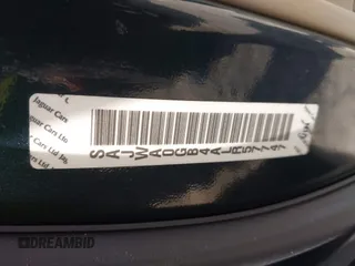 2010 Jaguar XF Premium Luxury with VIN SAJWA0GB4ALR57747, listed as a IAAI auction lot 41807833 with 1 mi miles. Bid and sale history available at carsss.com. Image 9.