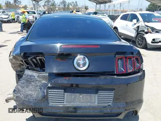 2014 Ford Mustang V6 with VIN 1ZVBP8AM7E5327555, listed as a IAAI auction lot 42316601 with 100,495 mi miles and . Bid and sale history available at DreamBid. Image 16.