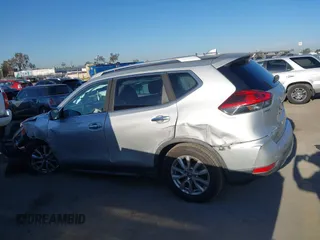 2019 Nissan Rogue SV with VIN JN8AT2MT9KW263622, listed as a IAAI auction lot 42021454 with 60,825 mi miles. Bid and sale history available at carsss.com. Image 14.