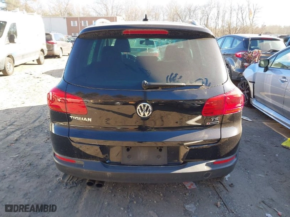2017 Volkswagen Tiguan Wolfsburg Edition with VIN WVGSV7AX4HW511407, listed as a IAAI auction lot 41283078 with 73,318 mi miles. Bid and sale history available at carsss.com. Image 16.