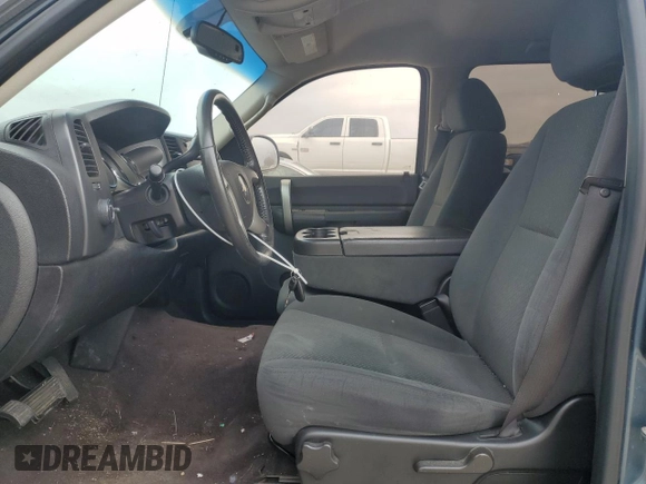 2008 Chevrolet Silverado 1500 1LT with VIN 3GCEC13J68G228440, listed as a Copart auction lot 43177565 with 209,085 mi miles and Salvage Title. Bid and sale history available at DreamBid. Image 7.