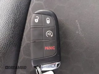 2021 Jeep Compass Altitude z VIN 3C4NJDBB0MT552227, wystawiony jako IAAI lot #41731839 z przebiegiem 34 453 mil mil oraz . Historia ofert i sprzedaży dostępna na DreamBid. Obrazek 11.