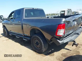 2019 Ram 2500 Lone Star с VIN 3C6UR5DL5KG607820, выставлен на аукционе IAAI как лот 41646952 с пробегом 115 983 миль миль и . История ставок и продаж доступна на DreamBid. Изображение 3.
