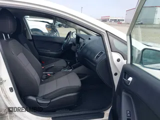 2018 Kia Forte LX with VIN 3KPFL4A73JE266545, listed as a IAAI auction lot 41784931 with 123,076 mi miles and . Bid and sale history available at DreamBid. Image 5.