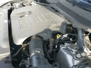 2020 Land Rover Range Rover Sport HSE with VIN SALWR2SU3LA743674, listed as a IAAI auction lot 41300143 with 66,126 mi miles and . Bid and sale history available at DreamBid. Image 20.