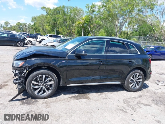 2023 Audi Q5 S line Premium Plus z VIN WA1EAAFY6P2168594, wystawiony jako IAAI lot #41863196 z przebiegiem 16 310 mil mil oraz . Historia ofert i sprzedaży dostępna na DreamBid. Obrazek 14.