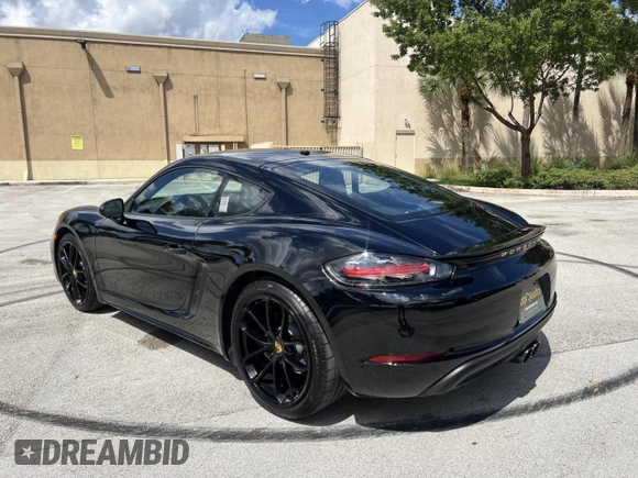 2024 Porsche 718 Cayman with VIN WP0AA2A87RK255246, listed as a Copart auction lot 53798415 with 1,250 mi miles and Non Repairable. Bid and sale history available at DreamBid. Image 4.