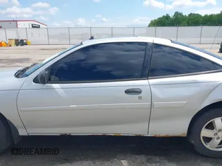 2004 Chevrolet Cavalier LS z VIN 1G1JF12F647201417, wystawiony jako IAAI lot #42189186 z przebiegiem 165 050 mil mil oraz . Historia ofert i sprzedaży dostępna na DreamBid. Obrazek 14.