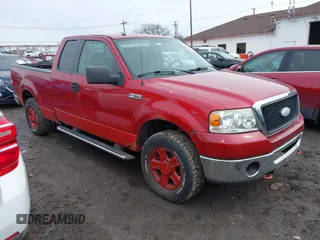2008 Ford F-150 XLT with VIN 1FTPX14508FC15506, listed as a IAAI auction lot 41786844 with 165,988 mi miles. Bid and sale history available at carsss.com. Image 1.