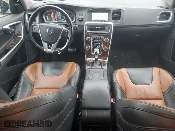 2016 Volvo V60 T5 z VIN YV4612HK0G1007041, wystawiony jako Copart lot #86773054 z przebiegiem 63 654 mil mil oraz Szkoda całkowita • Salvage title. Historia ofert i sprzedaży dostępna na DreamBid. Obrazek 8.