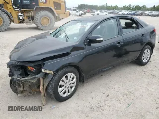 2010 Kia Forte EX z VIN KNAFU4A29A5857120, wystawiony jako Copart lot #54953235 z przebiegiem 230 212 mil mil oraz Szkoda całkowita • Salvage title. Historia ofert i sprzedaży dostępna na DreamBid. Obrazek 1.