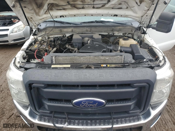 2013 Ford Super Duty F-350 SRW Lariat with VIN 1FT8X3B64DEB77676, listed as a Copart auction lot 48233475 with 205,292 mi miles and Clean Title. Bid and sale history available at carsss.com. Image 11.