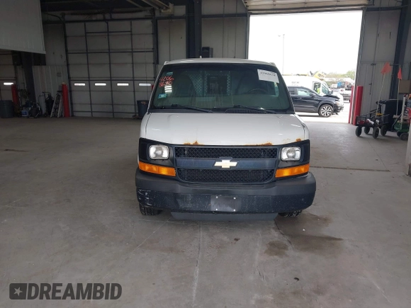 2012 Chevrolet Express Cargo with VIN 1GCSGAFX8C1176033, listed as a IAAI auction lot 42068630 with 260,289 mi miles and . Bid and sale history available at DreamBid. Image 12.