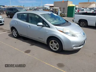 2011 Nissan LEAF SL-e with VIN JN1AZ0CP5BT007033, listed as a IAAI auction lot 42194068 with 40,620 mi miles and . Bid and sale history available at DreamBid. Image 1.