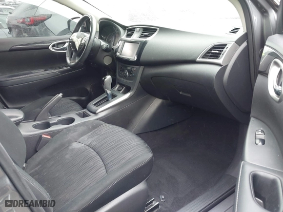 2019 Nissan Sentra SR with VIN 3N1AB7AP8KY279972, listed as a IAAI auction lot 41567353 with 60,652 mi miles. Bid and sale history available at carsss.com. Image 5.