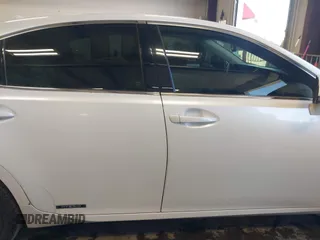 2013 Lexus ES 300h Hybrid with VIN JTHBW1GG4D2036539, listed as a IAAI auction lot 42121701 with 157,855 mi miles. Bid and sale history available at carsss.com. Image 14.