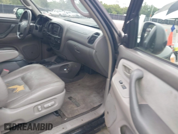 2005 Toyota Sequoia SR5 with VIN 5TDBT44A05S255200, listed as a IAAI auction lot 42215046 with 194,891 mi miles and . Bid and sale history available at DreamBid. Image 5.