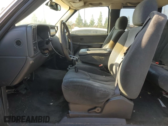 2003 Chevrolet Silverado 1500 with VIN 2GCEC19V931304082, listed as a Copart auction lot 79826594 with 230,765 mi miles and Salvage Title. Bid and sale history available at carsss.com. Image 7.