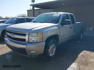 2007 Chevrolet Silverado 1500 LTZ with VIN 2GCEK19J171648477, listed as a IAAI auction lot 41921487 with 250,196 mi miles. Bid and sale history available at carsss.com. Image 17.