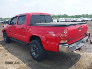 2006 Toyota Tacoma PreRunner z VIN 5TEJU62N66Z290418, wystawiony jako IAAI lot #42423060 z przebiegiem 185 797 mil mil oraz . Historia ofert i sprzedaży dostępna na DreamBid. Obrazek 3.