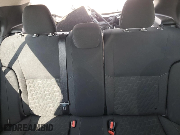 2022 Nissan Kicks S z VIN 3N1CP5BV6NL483232, wystawiony jako Copart lot #54557355 z przebiegiem 31 731 mil mil oraz Szkoda całkowita • Salvage title. Historia ofert i sprzedaży dostępna na DreamBid. Obrazek 10.