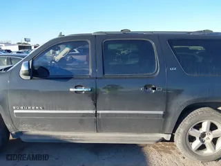 2011 Chevrolet Suburban LTZ with VIN 1GNSCKE00BR353106, listed as a IAAI auction lot 41393001 with 252,968 mi miles. Bid and sale history available at carsss.com. Image 14.