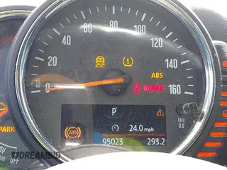 2017 MINI Countryman Cooper S z VIN WMZYT5C33H3D79148, wystawiony jako IAAI lot #42225781 z przebiegiem 95 023 mil mil oraz . Historia ofert i sprzedaży dostępna na DreamBid. Obrazek 15.